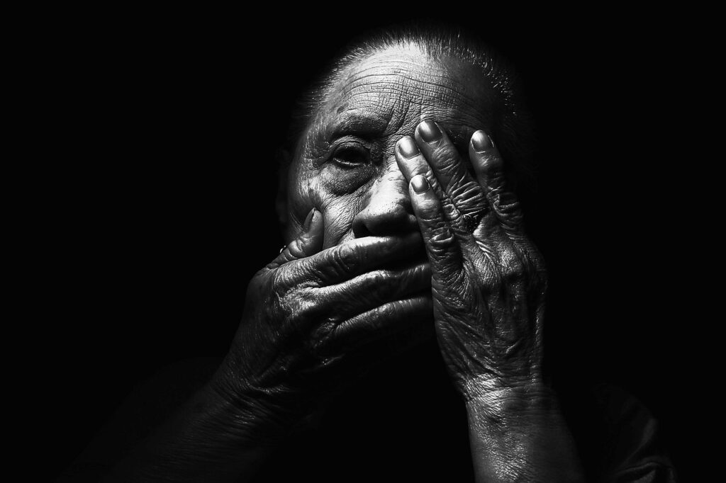 毛穴が目立つ肌を改善するための効果的な方法は？